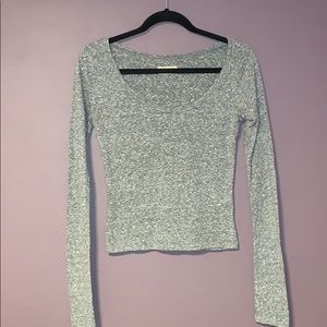 Hollister M Heather Grey Scoop Neck Long Sleeve